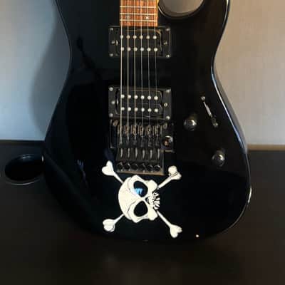 Squier Showmaster HH Skull & Crossbones 2003 - 2004 - Black Metallic / Skull & Crossbones image 1