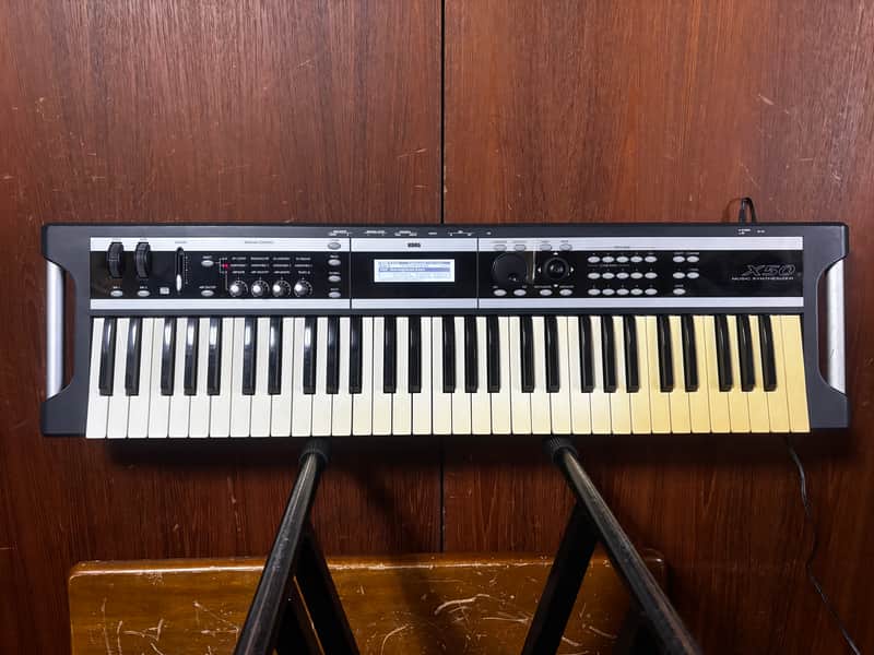 Korg X50 61-Key Synthesizer Keyboard w/ box, power supply 100-240V image 1