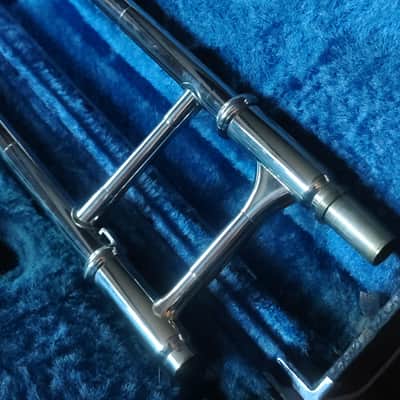 Yamaha YSL-641 large bore straight tenor trombone image 7