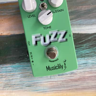 Musiclily Fuzz octave effects pedal electric guitar - Green image 8