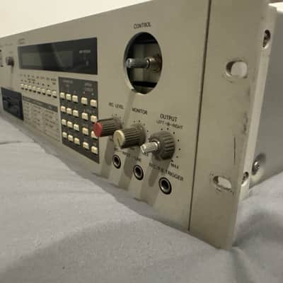 Akai S900 12 bit sampler - LED SCREEN - RAM OK - CHECK DESCRIPTION image 6