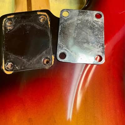 Fender jazz bass 1972 - 3 tone sunburst image 15