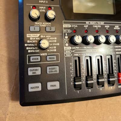 Korg D4 Digital Recorder 2010s Excellent Condition in Box with original Power Supply and Users Manual image 6