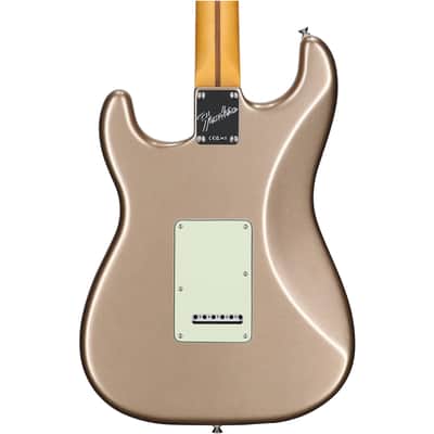 Fender American Professional Classic Stratocaster Electric Guitar, Maple Fingerboard (with Gig Bag) image 5
