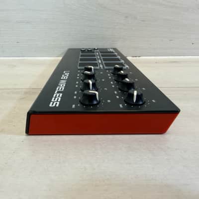 Immagine Akai LPD8 Wireless Bluetooth MIDI Pad Controller 2016–2021 - 6