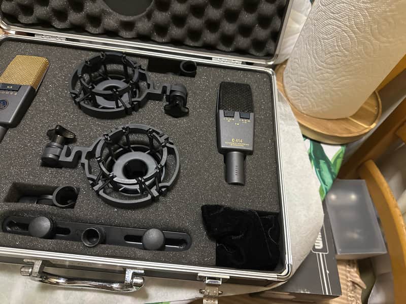 AKG C414 XLII/ST Large-diaphragm Condenser Microphone - Matched Pair image 1