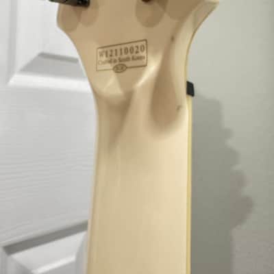 Schecter Blackjack ATX C-8 2010 - Aged White image 8