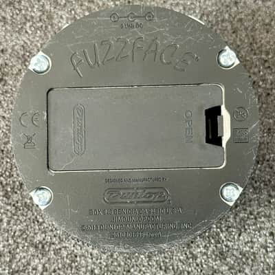 Dunlop FFM2 Germanium Fuzz Face Distortion Mini - Red image 3