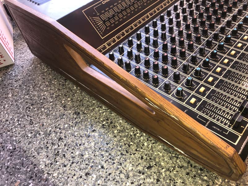 Peavey XR-1200 vintage 1979 powered mixing board(w/ Wood edges