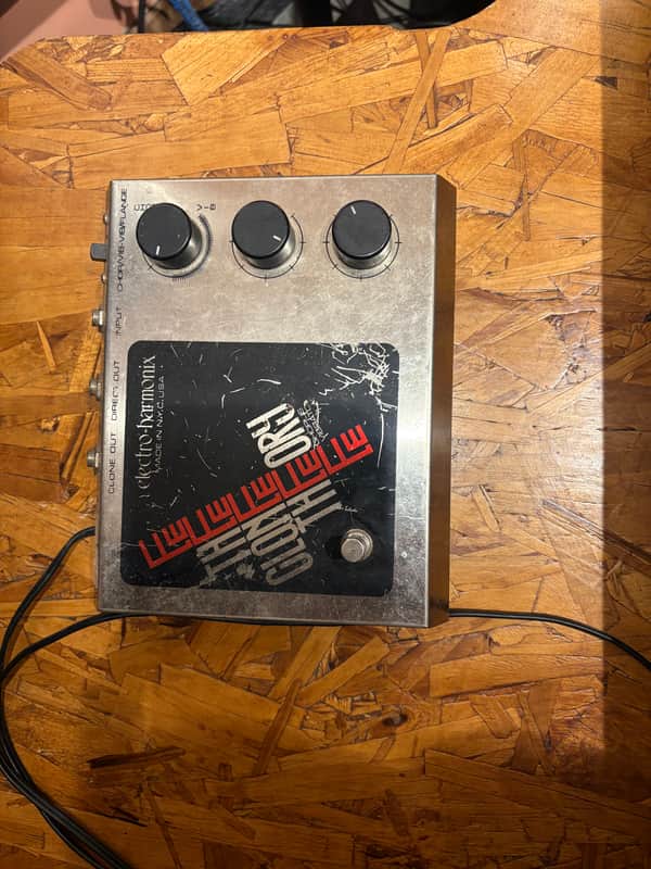 Electro-Harmonix Clone Theory