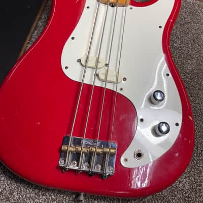Fender Bullet Bass Deluxe (B-34) 1981 - 1983 - Red image 3