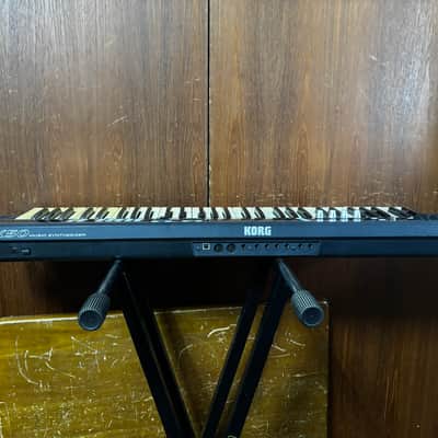 Korg X50 61-Key Synthesizer Keyboard w/ box, power supply 100-240V image 9