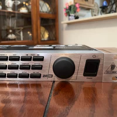 Behringer V-Verb Pro DEQ2496 24-Bit Reverb & Effect Processor 2010s Lexicon Cloned Algorithms 💫 image 5