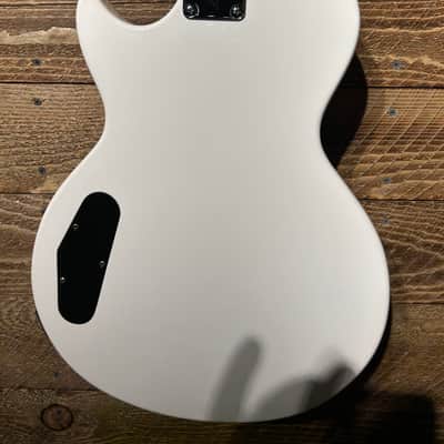 Epiphone  Les Paul Special  1999 MIK - White w/Hardshell Case image 6