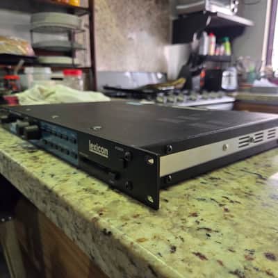 Lexicon PCM 90 Digital Reverb Processor 1990s - Blue image 2