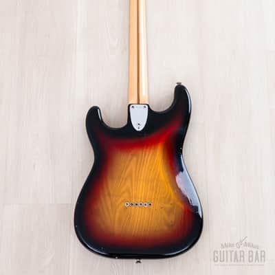 1976 Fender Stratocaster Hardtail Vintage Electric Guitar Sunburst w/ Case image 3