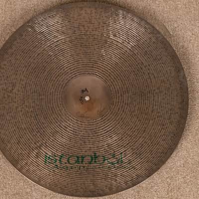 Istanbul Agop 22" Signature Medium Ride Cymbal 2572g image 2