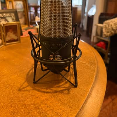 (2) CAD Equitek E300-2 Large Diaphragm Multipattern Condenser Microphone 2000s - Black and Gold image 3