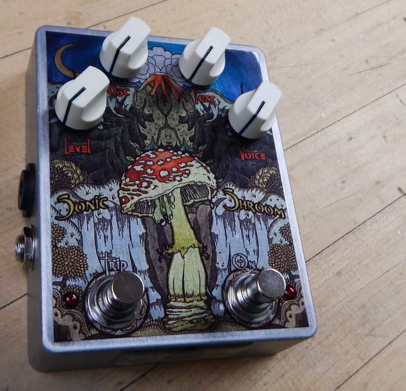 FuzzHugger Custom Super Sonic Shroom fuzz + oscillation - B-Stock SALE! image 1