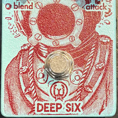 Walrus Audio Deep Six Compressor V1 2017 - 2018 - Blue / Red Diver V2 image 1