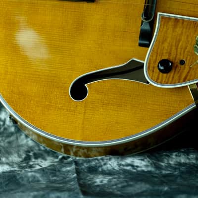 Heritage Johnny Smith Rose w/ Rose Pick Guard 1998 Amber image 16