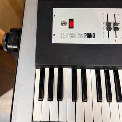 Farfisa Professional Piano 61-Key Piano | Reverb