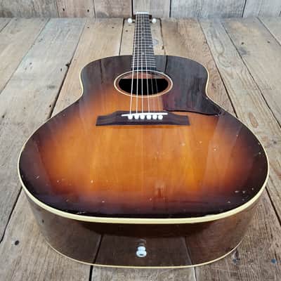 Gibson  LG-1 1965 with Transitional 1 5/8" Nut & Replaced Bridge Original Case - Natural image 7