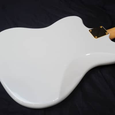*NEW* 2025 Fender Made in Japan Traditional Collection '60s Jaguar – White Pearl / Gold, Matching Headstock MIJ image 10