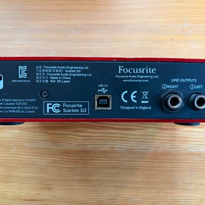Focusrite Scarlett 2i2 Audio Interface 1st Generation Red image 4