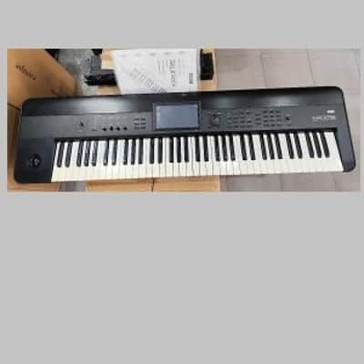 Workstation 73 tasti Korg Krome - Usata