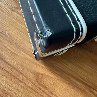 Fender Classic Series Jazzmaster / Jaguar Guitar Case 2010s - Black image 3