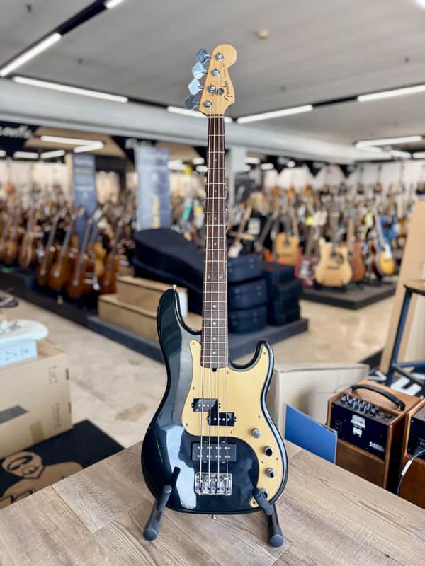 Fender AMERICAN DELUXE PRECISION BASS image 1