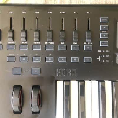 Korg TRTK25 TRITON taktile 25-Key USB Controller/Synthesizer 2014 - Present - Black image 3
