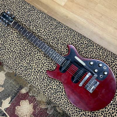 Gibson Melody Maker D With Vibrola 1966 - Cherry image 1