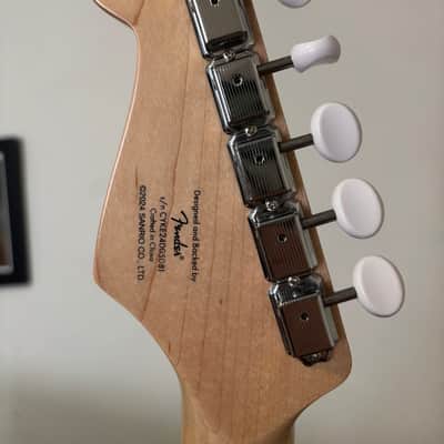 Squier Hello Kitty Stratocaster 2024 - Present - Pink image 4