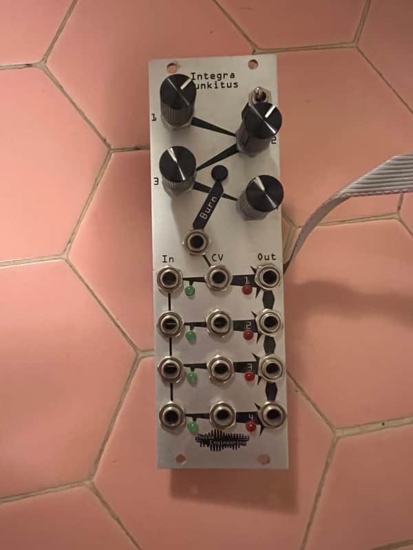 Noise Engineering Integra Funkitus 2017 - 2019 - Silver image 1
