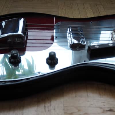 VIDEO! Teisco/Kawai shortscale bass 1968 made in Japan image 5