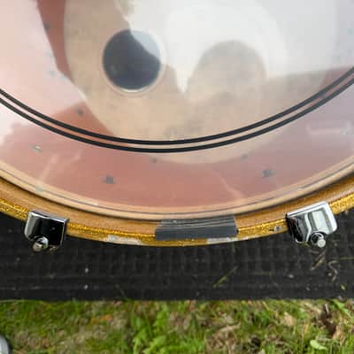Yamaha Absolute Hybrid Maple Drum Set 22 16 12 10 Drum Set Gold Champagne Sparkle image 20