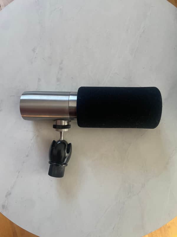 Earthworks ETHOS Supercardioid Broadcast Condenser Microphone 2021 - Present - Silver image 1