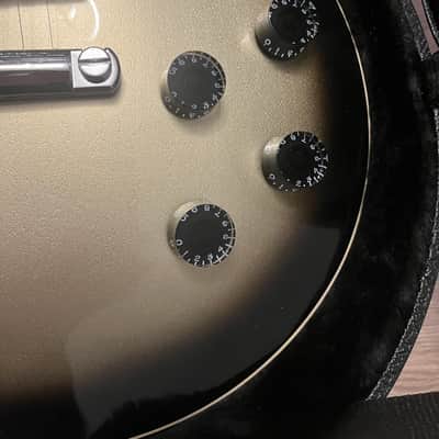 Gibson Adam Jones Signature Les Paul Standard 2022 - Present - Antique Silverburst image 3