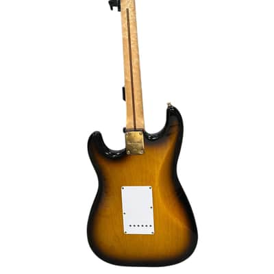 Fender Diamond Dealer Custom Shop Limited Edition 40th Anniversary Stratocaster W/ Diamond Ring image 10