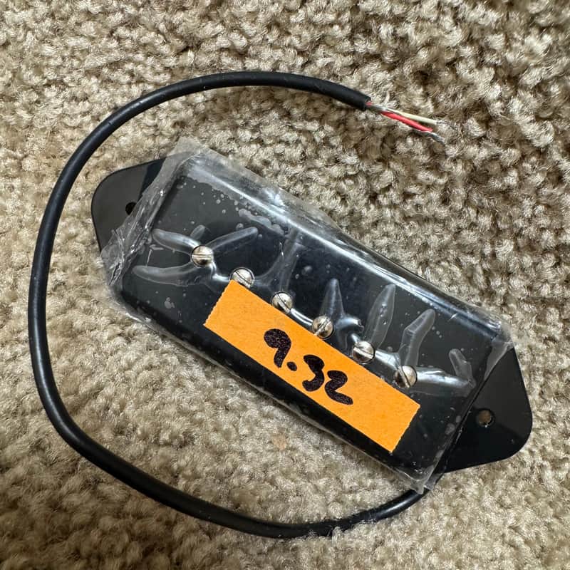 Unlabeled P90 Pickup R Black Dogear image 1