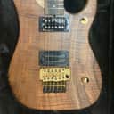 Washburn USA Nuno Bettencourt N4 Walnut w/Case