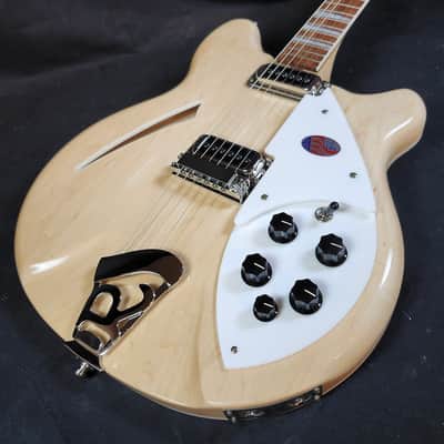 Rickenbacker 360 Maple Glo Semi-Hollow Guitar, 21 Fret, Gotoh Tuners, Rosewood FB, Stereo, HSC image 8