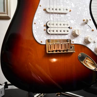 Fender American Design Series Modern Stratocaster 2014 - Tobacco Burst 3 Color image 2