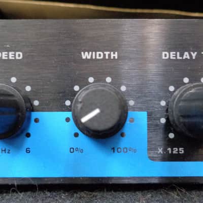 DigiTech RDS 1900 Digital Delay Rack Module w/ footswich,manual & padded rack case image 2