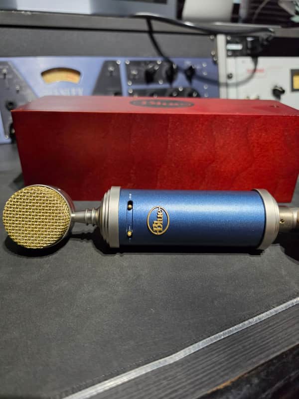 Blue Bluebird SL Large Diaphragm Cardioid Condenser Microphone