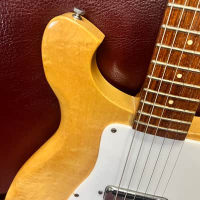 Rickenbacker 425 6 String Electric Guitar w/ Factory Vibrato 1966 - Natural image 8