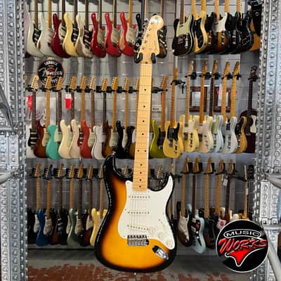 Fender Traditional Ii 50 Stratocaster Mij Japan 2 Tone Sunburst image 2