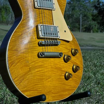 2025 Gibson Custom Shop 1959 Les Paul Standard Reissue R9 – Lemon Burst Murphy Lab Ultra Heavy Aged – Incredible Flame Top image 7